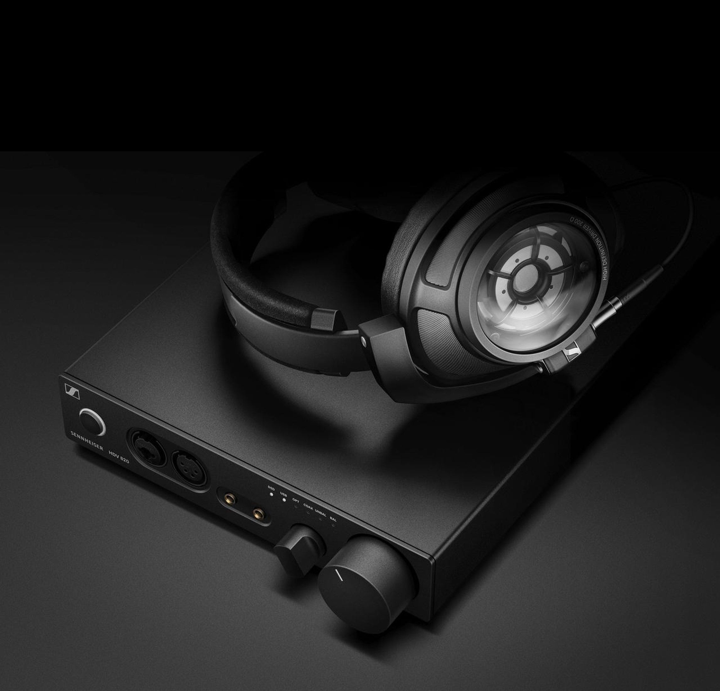 HD 820 & HDV 820