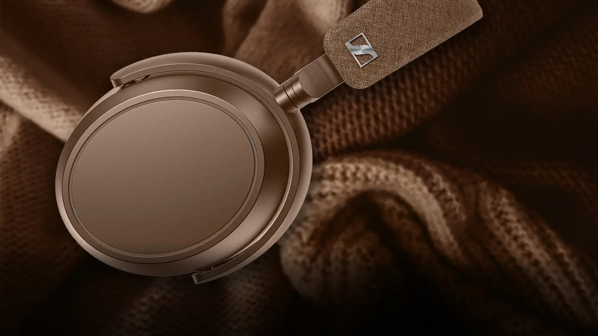 MOMENTUM 4 Wireless Desktop marrom